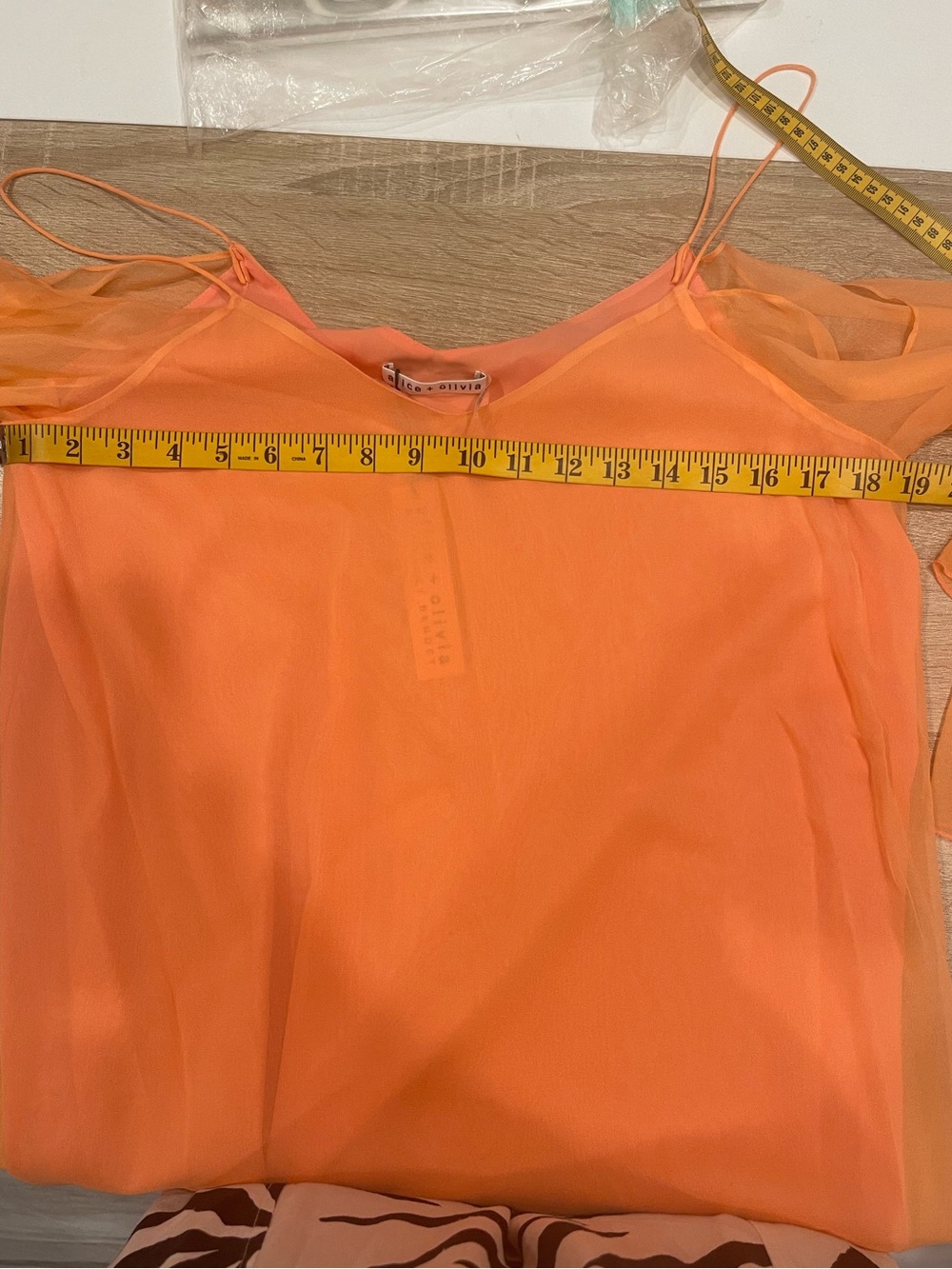Alice + Olivia Ilaria Cold Shoulder Mini Dress in Peach Color.Size M - Picture 13 of 13